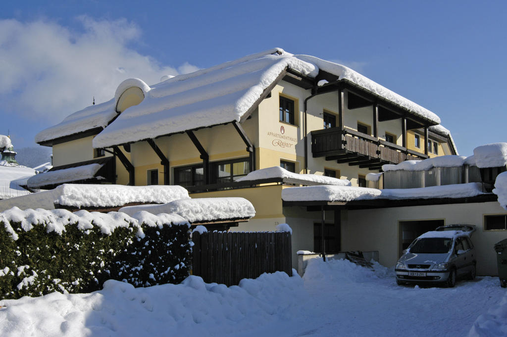Cafe Rainer Apartamento Sankt Johann in Tirol Exterior foto